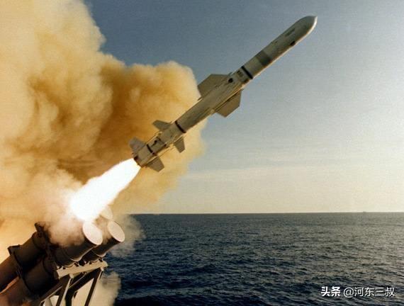 YJ18反舰导弹的长度，探索现代海军武器的神秘面纱，YJ18反舰导弹长度揭秘，探索现代海军武器的神秘面纱