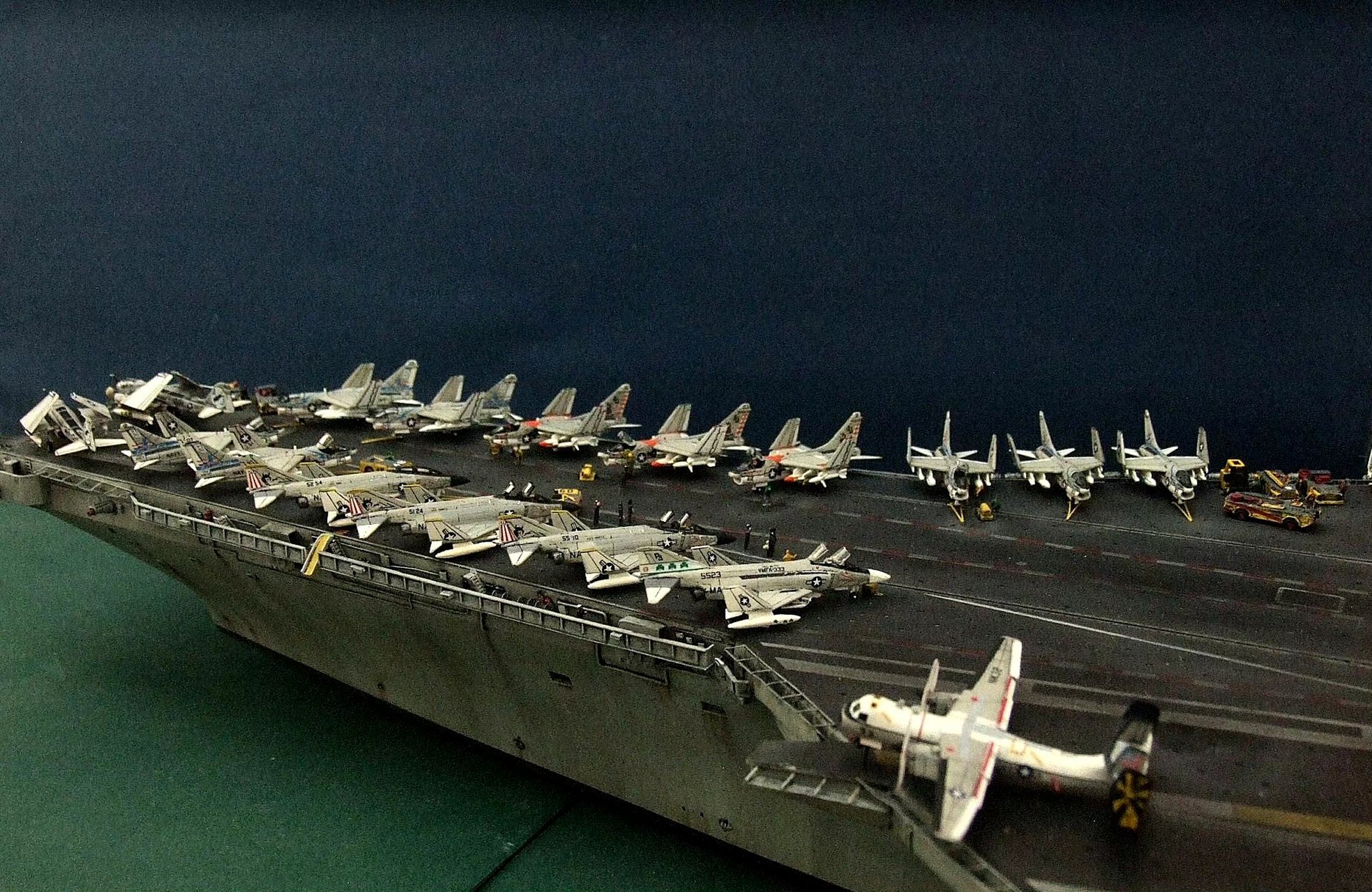 航空母舰模型博主，探索海洋的微观世界，航空母舰模型博主，微观海洋世界的探索之旅