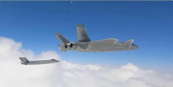 歼-20B首飞，中国空军迈入新时代的里程碑，歼-20B首飞成功，中国空军迈入新时代里程碑