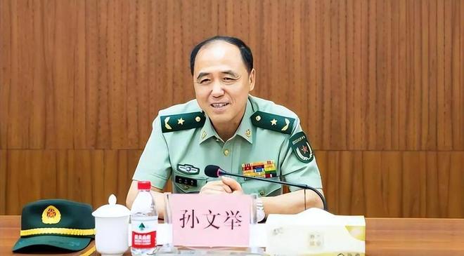 驻澳门部队朱安平，一位军旅精英的奋斗历程，军旅精英朱安平，驻澳门部队的奋斗历程