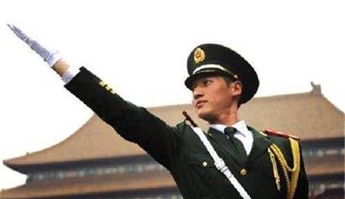 北京升旗手所属兵种揭秘，北京升旗手所属兵种揭秘，神秘仪式背后的战士身份揭晓