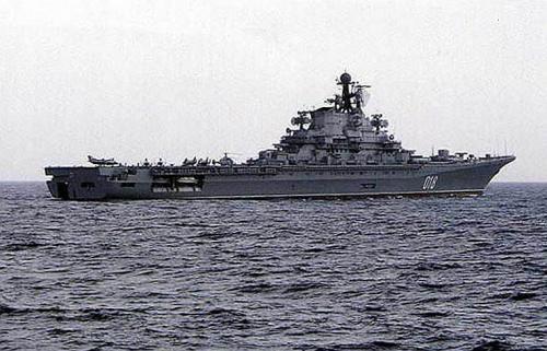 苏联1163型航母，冷战时代的海洋霸主，苏联时代海洋霸主，揭秘1163型航母传奇