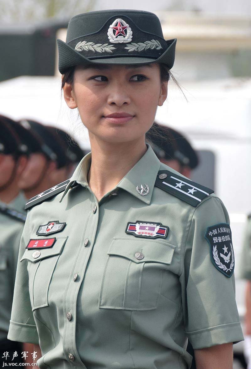 中国人民解放军女兵图片大全，展现力量与荣耀，中国人民解放军女兵图片展示，力量与荣耀的彰显