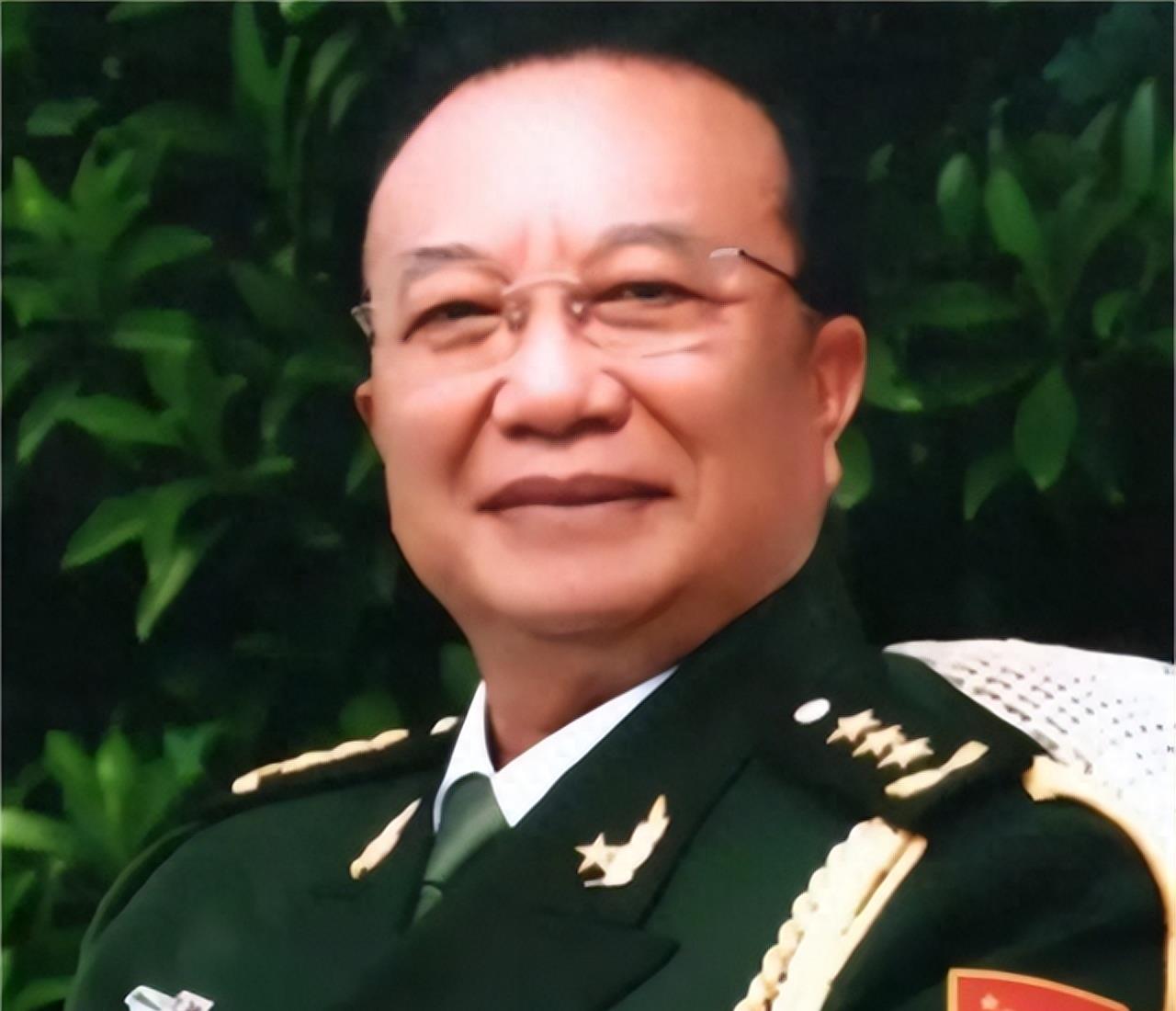 十四集团军军长朱启，英勇善战，忠诚担当，十四集团军军长朱启，英勇善战，忠诚担当的典范