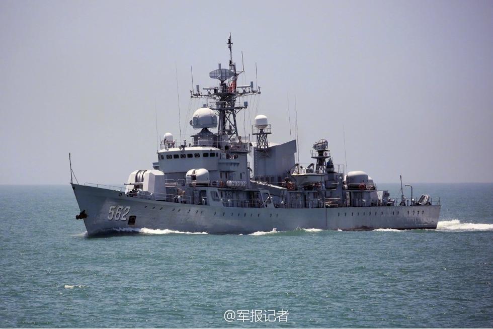 江门舰，守护海洋的钢铁长城，江门舰，海洋守护的钢铁卫士