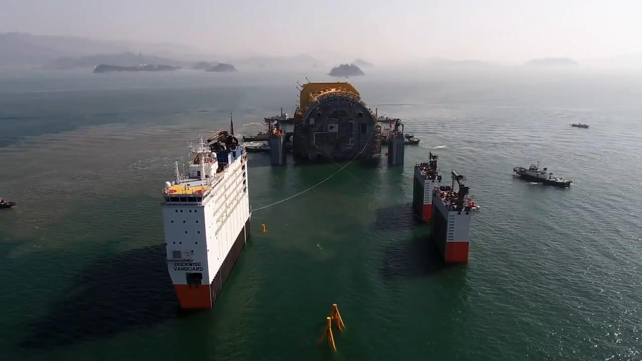 半潜船相片，揭示深海的神秘面纱，半潜船相片，深海神秘面纱下的探索之旅